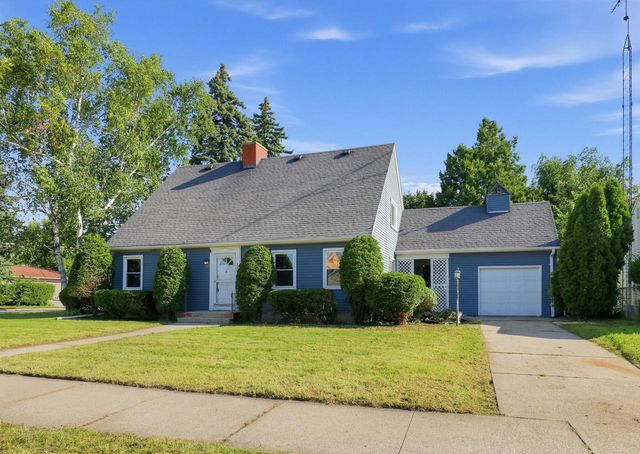 2605 James BOULEVARD, Racine, WI 53403