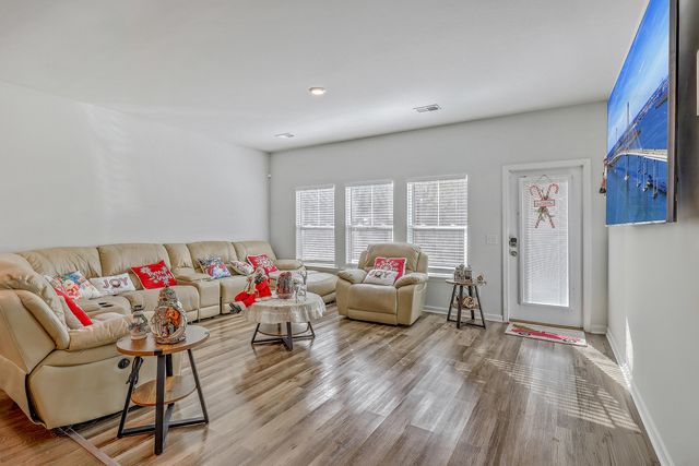 217 Pink Azalea Street, Summerville, SC 29485