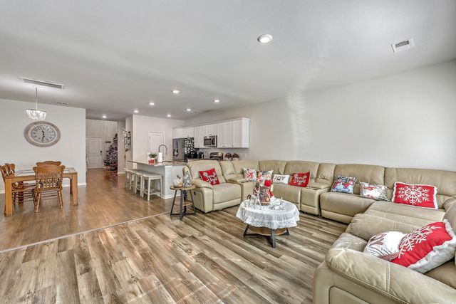 217 Pink Azalea Street, Summerville, SC 29485