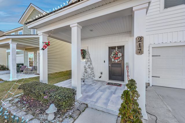 217 Pink Azalea Street, Summerville, SC 29485