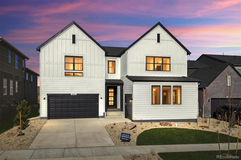 12851 W Roxbury Place, Littleton, CO 80127