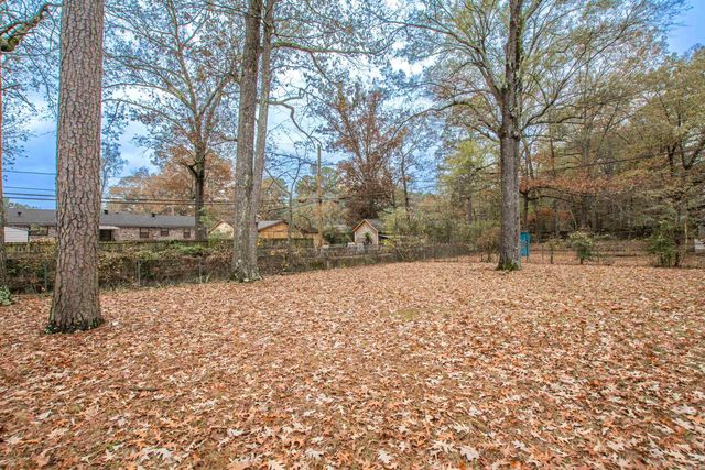 6101 Senate Drive, Little Rock, AR 72209