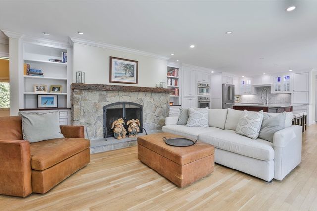 24 Long Hill, Boxford, MA 01921