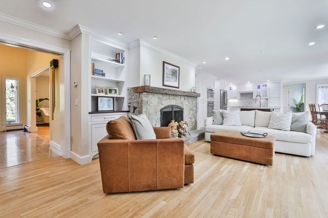 24 Long Hill, Boxford, MA 01921
