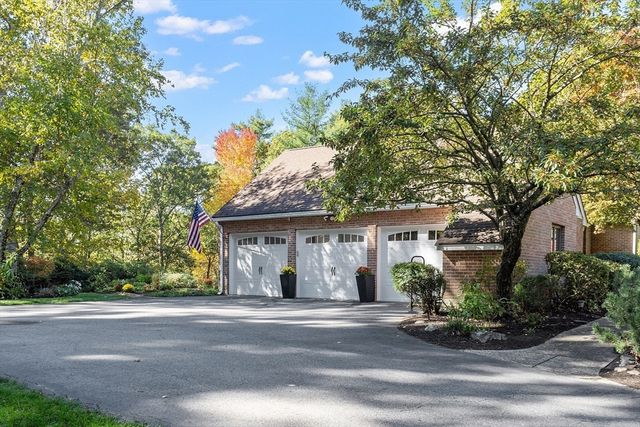 24 Long Hill, Boxford, MA 01921