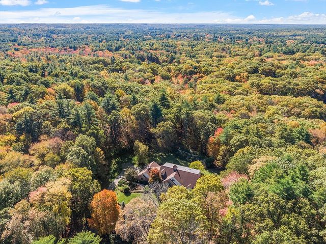 24 Long Hill, Boxford, MA 01921