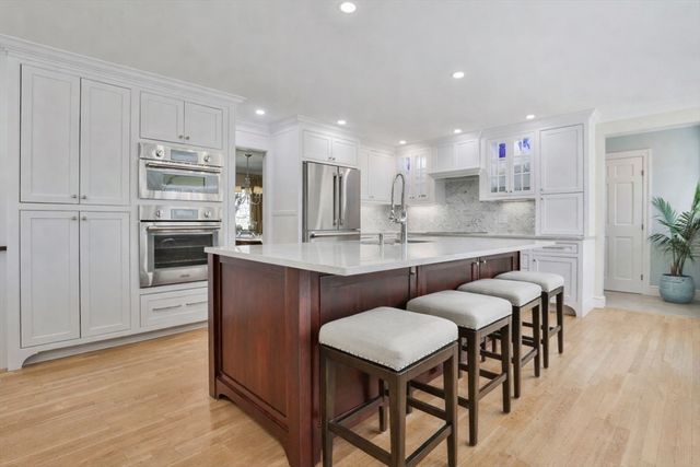 24 Long Hill, Boxford, MA 01921