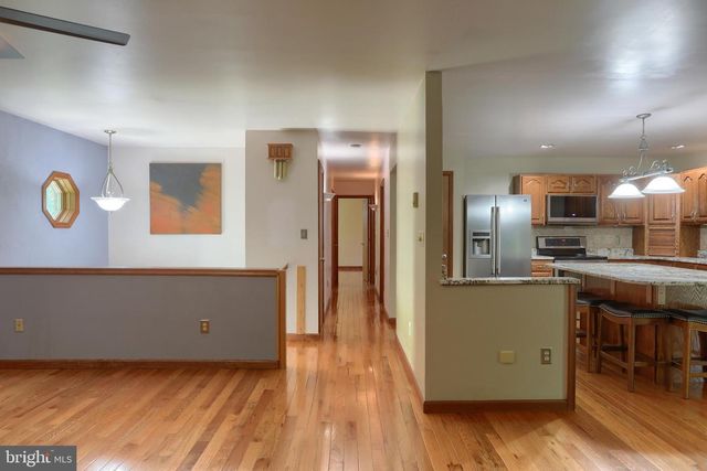 19 PEACH ST, Annville, PA 17003
