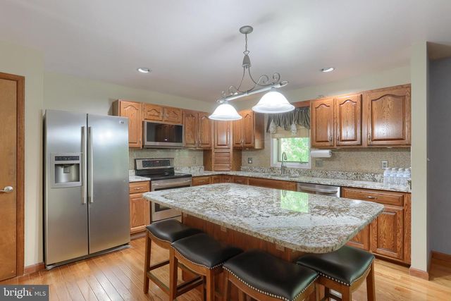 19 PEACH ST, Annville, PA 17003