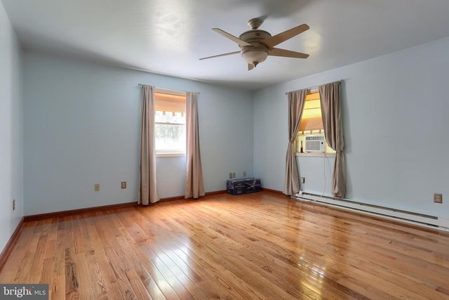 19 PEACH ST, Annville, PA 17003