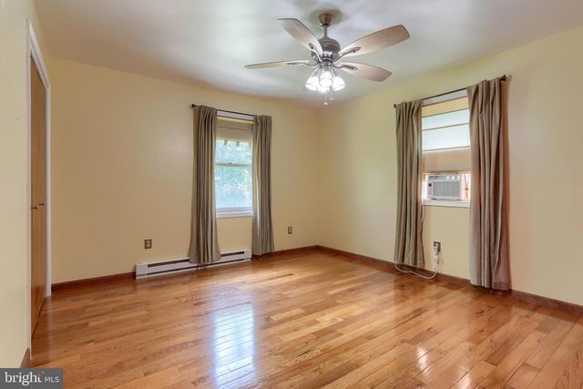 19 PEACH ST, Annville, PA 17003