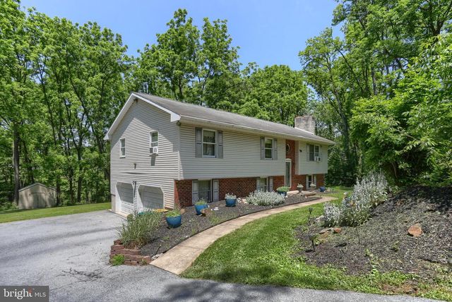 19 PEACH ST, Annville, PA 17003
