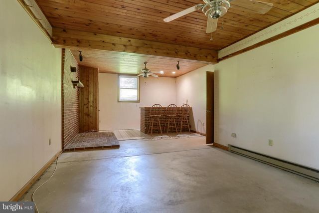 19 PEACH ST, Annville, PA 17003