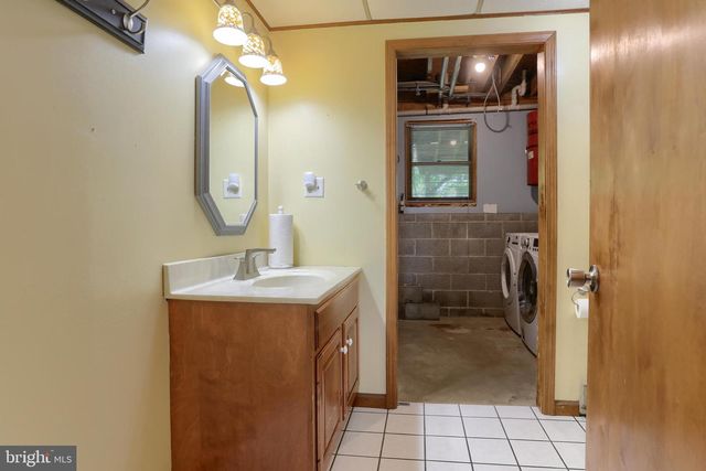 19 PEACH ST, Annville, PA 17003