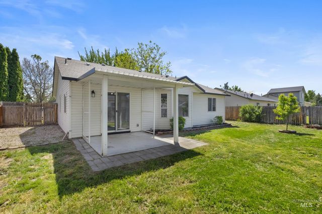 3324 E Princess Amy Ct, Nampa, ID 83687