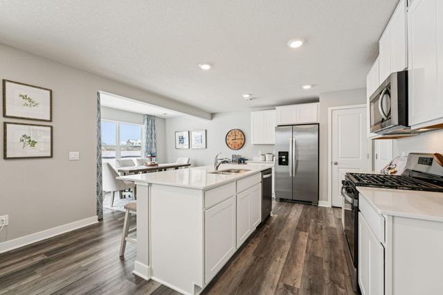 2068 Clearwater Terrace, Shakopee, MN 55379