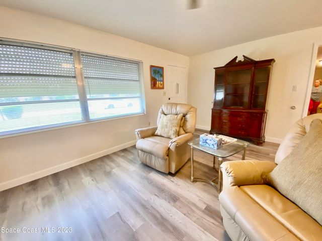 110 Deleon Road, Cocoa Beach, FL 32931