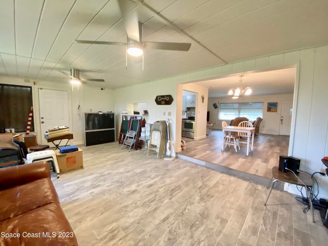 110 Deleon Road, Cocoa Beach, FL 32931