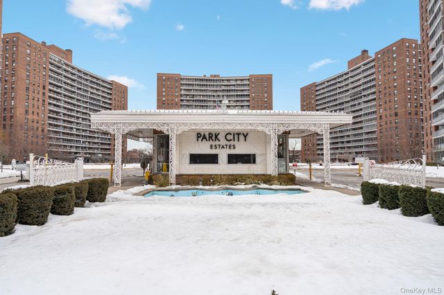 61-15 98th Street 8J, Rego Park, NY 11374