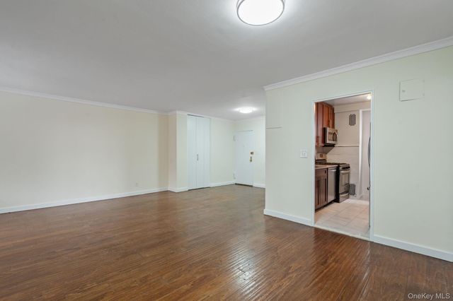 61-15 98th Street 8J, Rego Park, NY 11374