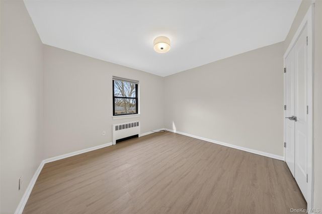 21910 75th Avenue 256B2, Oakland Gardens, NY 11364