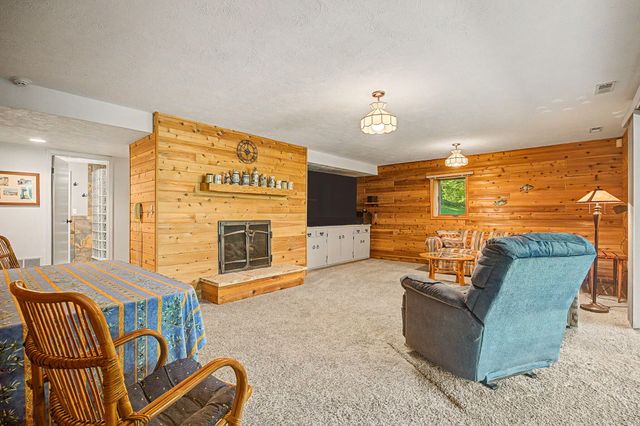 12017 Lilac Lane, Dowling, MI 49050