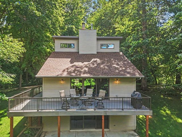 12017 Lilac Lane, Dowling, MI 49050