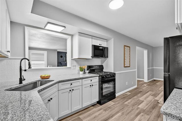 11915 Benedetta Drive, Bridgeton, MO 63044
