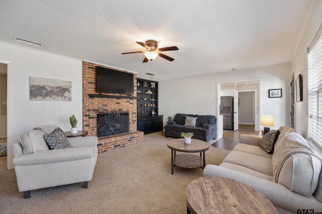 3613 Silverwood Dr, Tyler, TX 75701