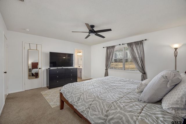 3613 Silverwood Dr, Tyler, TX 75701