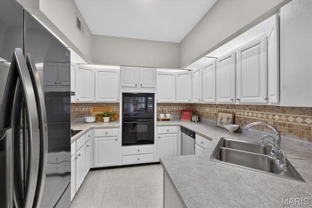 12938 Twin Meadows Court, St Louis, MO 63146
