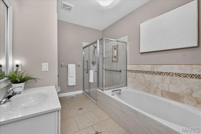12938 Twin Meadows Court, St Louis, MO 63146
