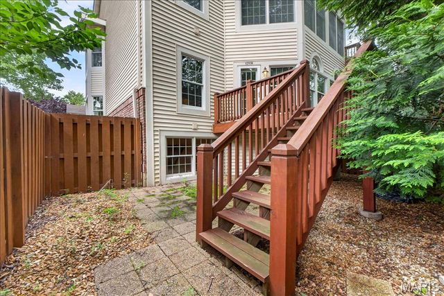 12938 Twin Meadows Court, St Louis, MO 63146