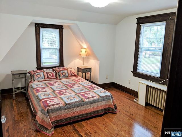 292 Wiley Place, Wyckoff, NJ 07481