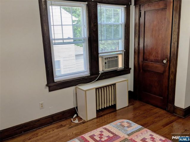 292 Wiley Place, Wyckoff, NJ 07481