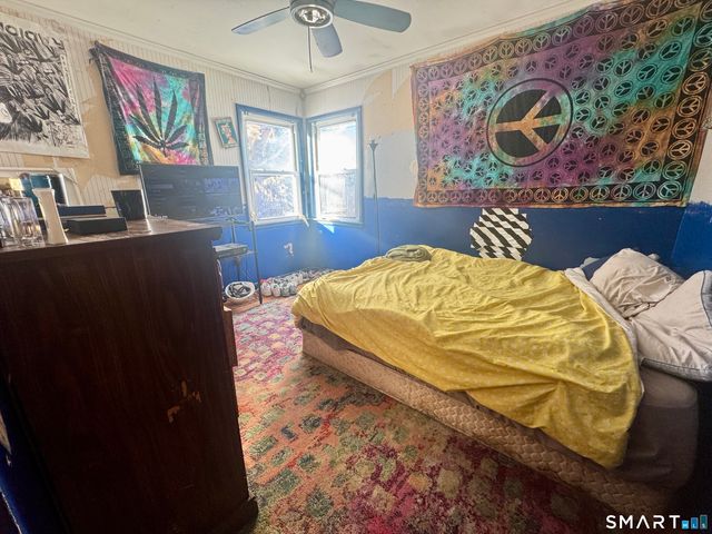 8 Meadow Road, Hamden, CT 06514