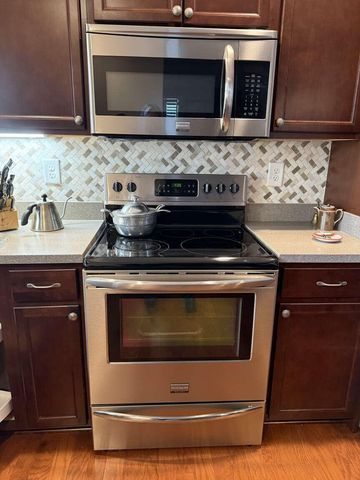 101 Rumsey Circle Drive, Versailles, KY 40383