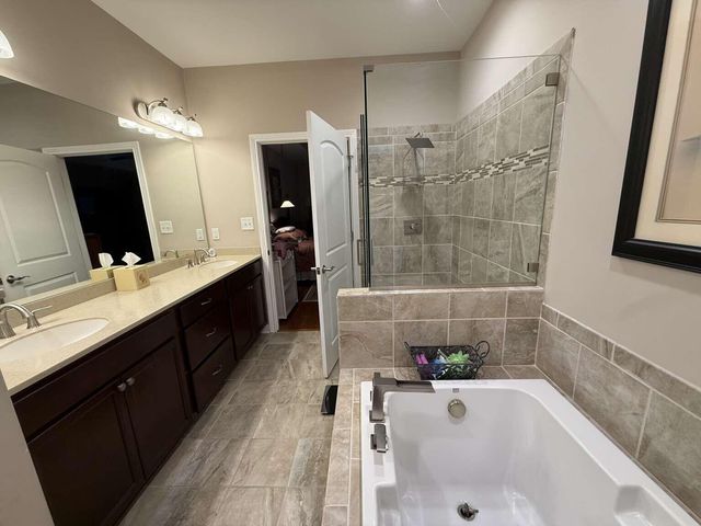 101 Rumsey Circle Drive, Versailles, KY 40383