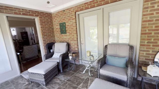 101 Rumsey Circle Drive, Versailles, KY 40383