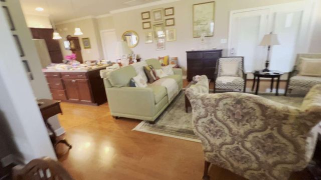 101 Rumsey Circle Drive, Versailles, KY 40383