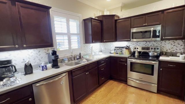 101 Rumsey Circle Drive, Versailles, KY 40383