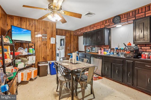 73 TROY AVE, Gibbstown, NJ 08027