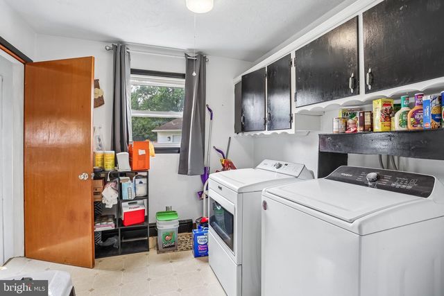 73 TROY AVE, Gibbstown, NJ 08027
