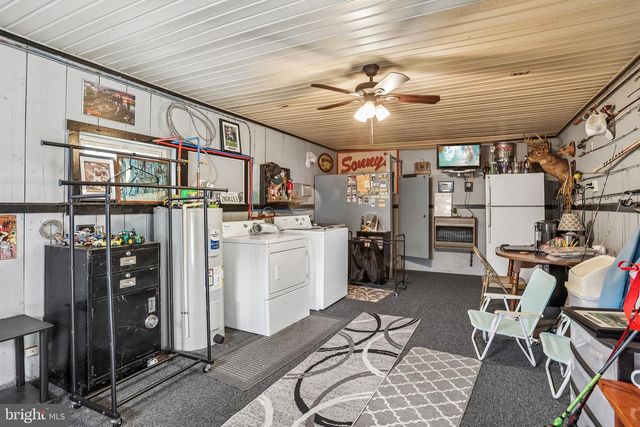 73 TROY AVE, Gibbstown, NJ 08027