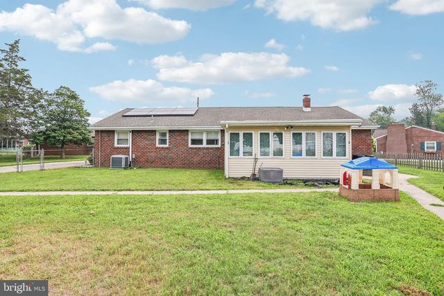 73 TROY AVE, Gibbstown, NJ 08027