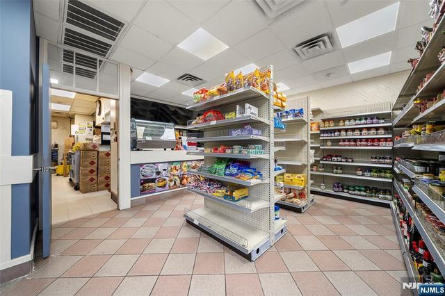 360 Main, Wallington, NJ 07057