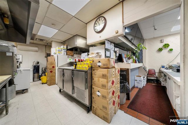 360 Main, Wallington, NJ 07057