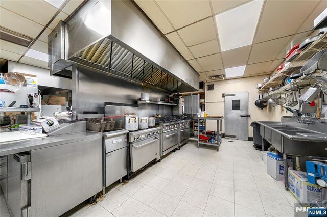 360 Main, Wallington, NJ 07057