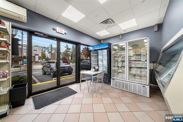 360 Main, Wallington, NJ 07057