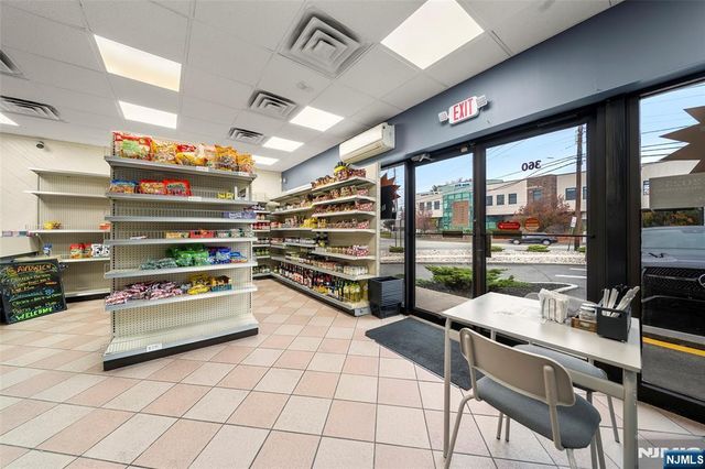 360 Main, Wallington, NJ 07057